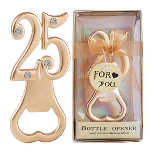 25 30 50 apribottiglie ottantesimo <span class=keywords><strong>compleanno</strong></span> numeri souvenir anniversario apribottiglie festa di <span class=keywords><strong>compleanno</strong></span> bomboniere per gli ospiti apriscatole - Product Image 1