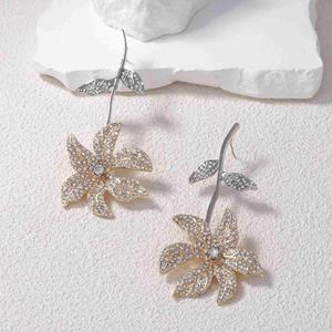 ต่างหูห้อยประดับเพชรเต็มวง ดีไซน์ดอกไม้เรียบง่าย สไตล์วินเทจสุดหรู ระดับไฮเอนด์ สำหรับชาวอเมริกันและชาวยุโรป - Product Image 3