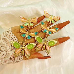 Boucles d'oreilles papillon en or exagéré, bijoux de mode, perle de verre, grand papillon, boucles d'oreilles pour femmes, Orecchini a <span class=keywords><strong>farfalla</strong></span>, 2023 - Product Image 3