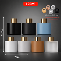 Diffuseur d'aromathérapie en verre de luxe de 120 ml avec bâtonnets en rotin, logo personnalisable, boîte de couleur, couvercle et bouchon à vis