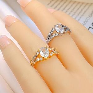 Anello Aperto Regolabile con Quattro Punte e Pietra Colorata, Anello Decorativo da Dito per Donne - Product Image 2