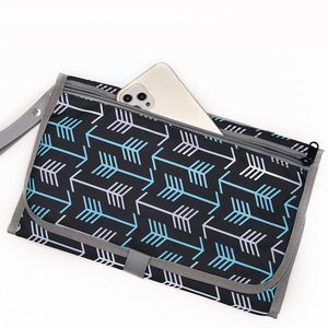 <span class=keywords><strong>Petit</strong></span> fourre-tout à couches <span class=keywords><strong>Sac</strong></span> de <span class=keywords><strong>maternité</strong></span> Portable Maman Multifonction Bébé Nappy Sacs Messenger Bag - Product Image 3