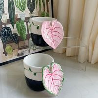 Tasse à café artisanale de Chaozhou avec motifs de feuilles de terrarium originaux sous glaçure céramique ; Cadeau en boîte cartonnée