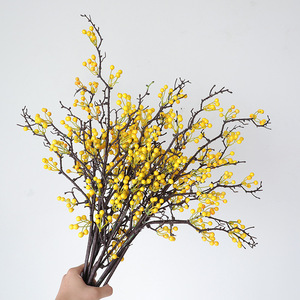 Bouquet de fleurs artificielles Holly Red Berry Fortune Fruit, 60 cm de haut, décoration de simulation réaliste pour la maison, le salon, décoration du Nouvel An - Product Image 4