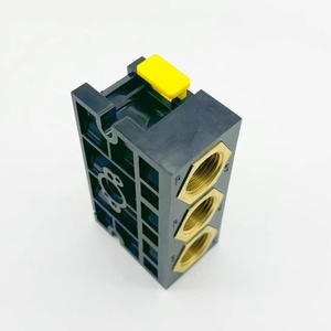 แผ่นจ่ายลม Aventics 8985003902 รุ่น Pneumatic Manifold Series 740 - Product Image 3