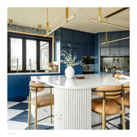 Vermonhouzz Vente en gros d'armoires de cuisine modernes bicolores avec crédence noire et accents en laiton pour la construction