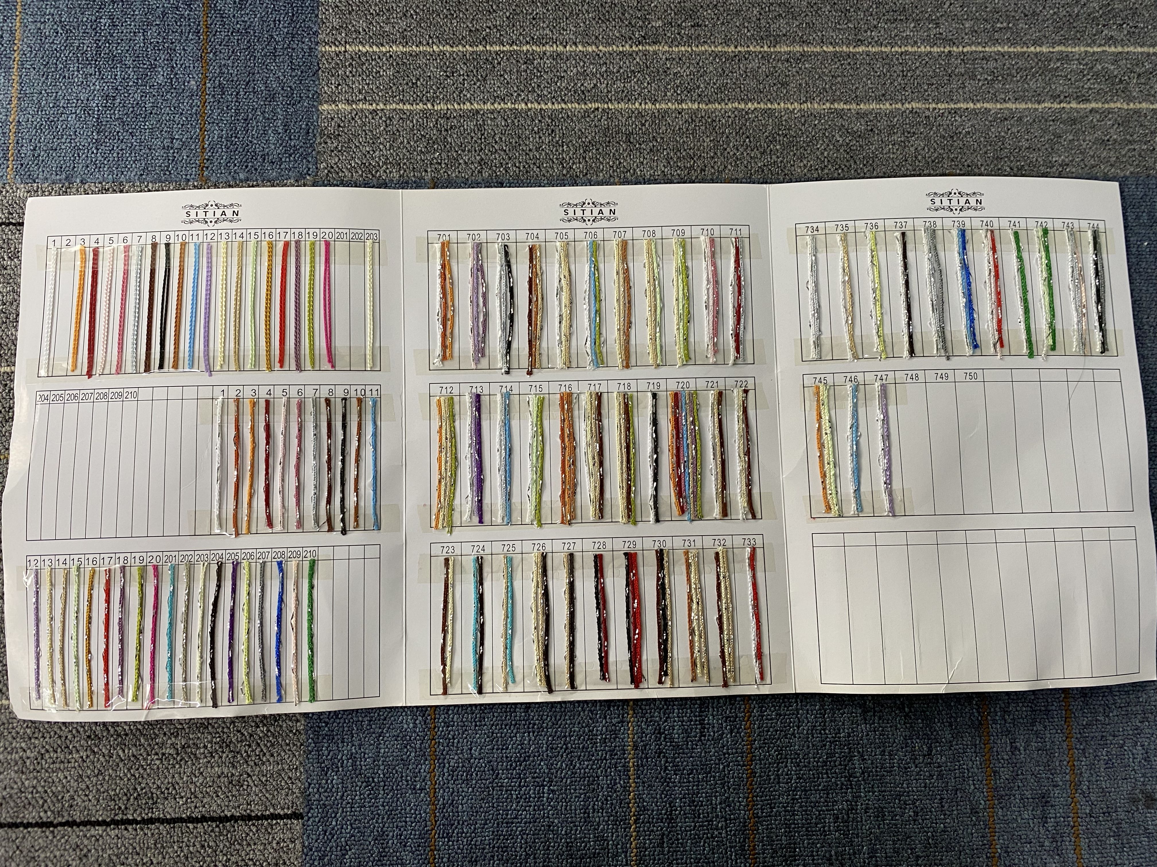 Pls remarque la couleur dont vous avez besoin