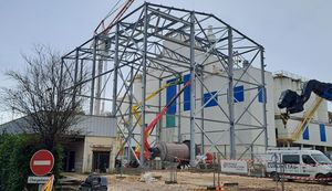 Entrepôt industriel préfabriqué en acier de 585m2 Bourg-des-Maisons France Structures en acier Bâtiment - Product Image 4