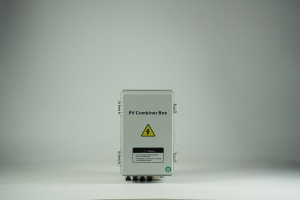 Caja Combinadora Fotovoltaica IP65 para Exteriores, Caja de Distribución de Cadenas de CC para Paneles Solares, Certificación CE, Impermeable, con Interruptor de CC - Product Image 2