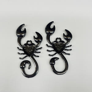 Métal 3D Scorpion Pendentif Rétro Halloween DIY Bijoux Accessoires Dark Niche Décoratif Props Alliage Scorpion - Product Image 3