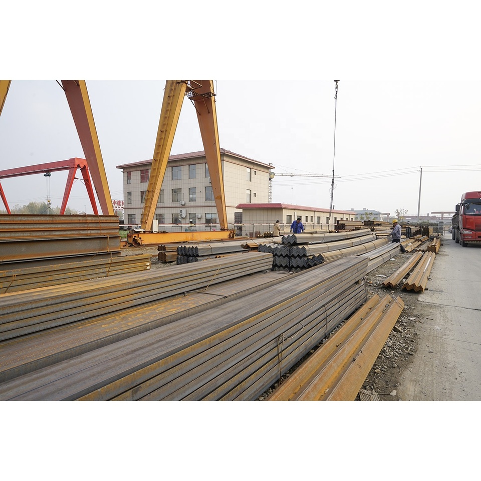 50X50MM Equal Angle iron supplier 50X50MM Equal Angle iron supplier