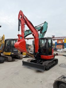 Excavadora Pequeña de Cadenas Kubota KX163 de 5.5 Toneladas, Motor Diésel Kubota V2607, Certificación CE EPA para Construcción - Product Image 4