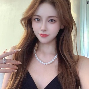 สร้อยคอมุกน้ำจืดธรรมชาติระดับไฮเอนด์ ดีไซน์หรูหราแบบเกาหลี สไตล์นิช สร้อยคอประดับกระดูกไหปลาร้า ดีไซน์หรูหราเบาๆ สไตล์นิช - Product Image 4