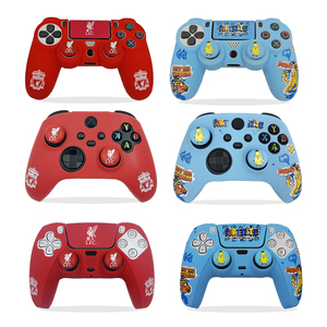 Funda Protectora de Silicona con Diseño de Fútbol para Playstation 5 Dualsense PS5 <span class=keywords><strong>PS4</strong></span> Xbox Series X S Joystick Gamepad Controller - Product Image 1