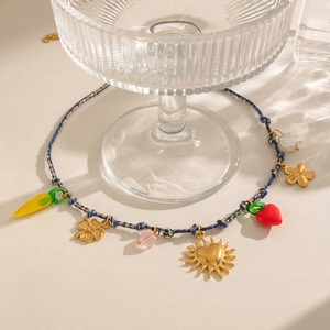 Collier en verre soufflé à la main avec coquillages naturels pour femme, en acier inoxydable plaqué or 18 carats PVD, style vacances océaniques, pour le quotidien et les voyages d'été - Product Image 4