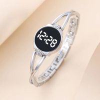 Jam Tangan Digital Desain Tali Unik Fashion LED Layar Sentuh Elektronik Mewah Gaya Korea Baru 2026 Hadiah untuk Pelajar Wanita dan Remaja Putri