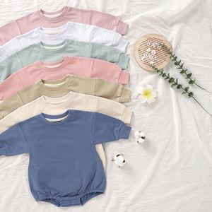 Boutique Weicher Bio-Baumwoll Baby-Strampler 100% Baumwolle Oversized Baby Blasenstrampler - Product Image 2