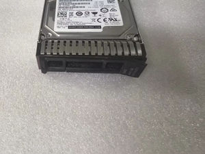 企业级硬盘 7XB7A00022 00YK01 15000RPM 12Gb/s SAS 2.5 英寸，适用于高性能服务器存储和数据中心 - Product Image 5