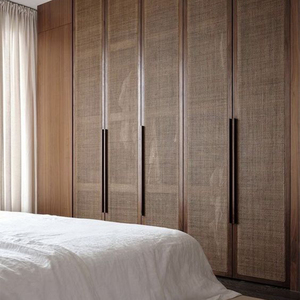 Armario de Madera Maciza Color Nogal Oscuro, Unidad de Almacenamiento Independiente de Doble Puerta con Revestimiento Impermeable para Dormitorio de Lujo - Product Image 4