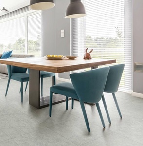 Plancher LVT 5 mm à pose libre, prix usine OEM, étanche, ignifuge, planches et dalles de vinyle de luxe pour usage intérieur et commercial - Product Image 5