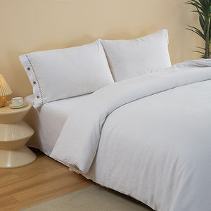OEM Custom White Linen Bedsheet <strong>Set</strong> With Floral Embroidery Natural Three-Piece Luxury Breathable <strong>Bedding</strong> For Homes All Seasons - Product Image 5