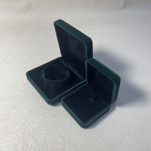 Factory Wholesale Custom Luxurious Green Velvet Jewelry Gift <b>Box</b> With Logo For <b>Ring</b> Earring Pendant Bracelet Bangle Necklace - Product Image 1