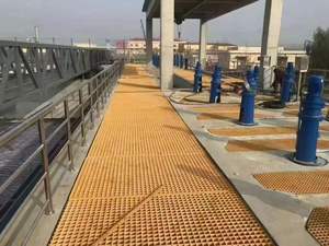 Pigeon Floor FRP Caillebotis 19*19 38*38mm Plate-forme Passerelle Trench Cover Concave FRP Caillebotis avec cage à volaille - Product Image 3