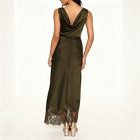 Robe longue en satin olive à col haut et dos drapé avec lien, élégante pour soirée, pour femme
