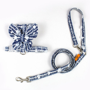 Ensemble de laisse pour chat en denim avec nœud papillon, laisse anti-évasion en forme de I pour chat britannique à poils courts bleu et blanc et chat Ragdoll - Product Image 2