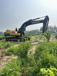 Excavatrices sur chenilles d'occasion VOLVO EC380, 38 tonnes, 95 % neuves, conformes aux normes EPA et CE, avec composants de pompe et d'engrenage - Product Image 6