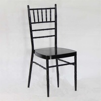 Chaises Chiavari blanches en métal empilables de haute qualité, personnalisées, en gros, pour événements