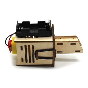 Kit d'aspirateur en bois à assembler manuellement, jouet scientifique éducatif pour enfants de 7 à 9 ans, modèle à piles, à monter soi-même - Product Image 1