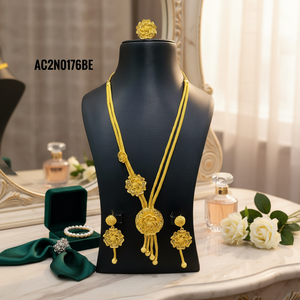 Ensemble de collier avec chaîne en laiton plaqué or 18 carats et pendentif fleur - Cadeau classique pour femme pour fiançailles, mariage, fête et anniversaire - Product Image 3