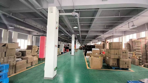 Nuevo Comedero Colgante de Plástico <span class=keywords><strong>para</strong></span> Jaula de Conejos con Bebedero <span class=keywords><strong>para</strong></span> Pollos, Loros Domésticos <span class=keywords><strong>y</strong></span> <span class=keywords><strong>Gallos</strong></span> - Product Image 6