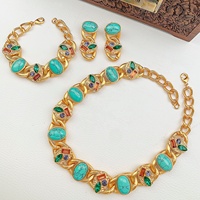 Parure de bijoux vintage américaine, grande, traditionnelle, d'inspiration sud-indienne, en or antique et turquoise, pour femme