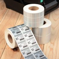 Etiqueta Adhesiva de Vinilo PET/PVC Mate Plateado para Impresión de Número de Serie y Código de Barras para Impresora de Transferencia