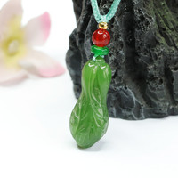 Pendentif en jade Ximang Hotian 2026, collier en jaspe vert épinard, livraison en gros directe usine S2062101