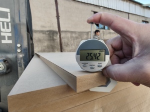 Production et vente en gros de panneaux MDF, panneaux MDF 2800x2100, panneaux MDF <span class=keywords><strong>Egger</strong></span> imperméables. - Product Image 4