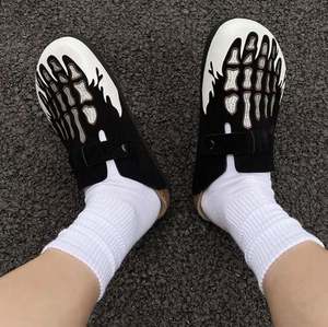 Sandalias Personalizables para Hombre y Mujer, Pantuflas Modernas y Populares - Product Image 2