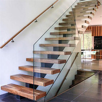 Escalier personnalisé en acier et bois, tube carré, surface antidérapante, garde-corps en verre, pour appartement, hôtel, villa