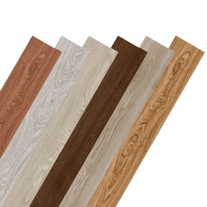 Suelo Vinílico SPC de Alta Calidad de 5 mm Antideslizante con Patrón Chevron <span class=keywords><strong>para</strong></span> Hogar, Gimnasio, Hotel y Baño - Product Image 1