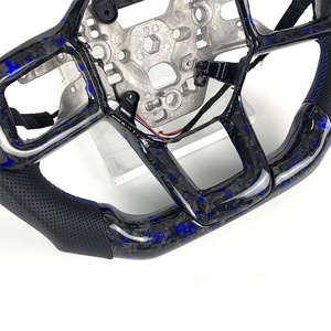 พวงมาลัยคาร์บอนไฟเบอร์สีดำแบบฟอร์จ พร้อมไฟ LED และ RAM สำหรับรถมัสแตง GT500 เชลบี้ ปี <span class=keywords><strong>2023</strong></span> ตกแต่งภายในด้วยหนังแท้ - Product Image 2