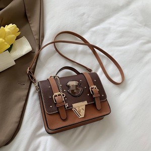 Sac messager Cambridge en PU de style britannique, co-marqué, thème Sorcellerie et Magie d'Hogwarts, pour le transport transfrontalier - Product Image 2