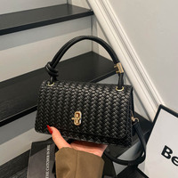 Sac baguette en PU tressé pour femme avec poignée supérieure et bandoulière pour les trajets quotidiens