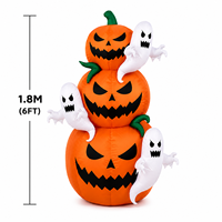 Empilement de citrouilles gonflables d'Halloween avec des fantômes |   Décoration de jardin éclairée par LED