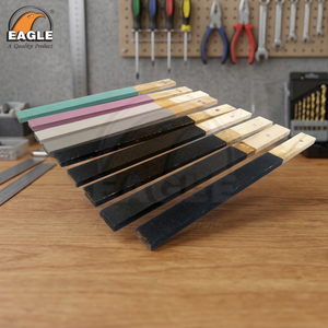 Ensemble de 8 limes à ongles rectangulaires plates Eagle avec manches en bois et bâtonnets de ponçage pour le polissage et la fabrication de bijoux - Product Image 2