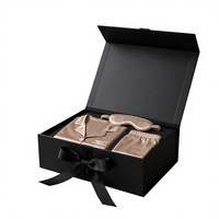 Boîtes d'emballage cadeau pliantes magnétiques personnalisées avec ruban pour vêtements, logo estampé or, matériaux recyclés, vernis UV mat