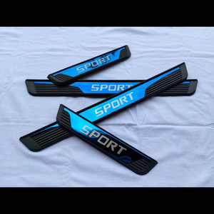 Pièces détachées automobiles de style sport Plastique ABS Acier inoxydable pour <span class=keywords><strong>seuil</strong></span> de <span class=keywords><strong>porte</strong></span>, garniture de pédale, marchepied de voiture pour Toyota Corolla 2019-2023 - Product Image 4
