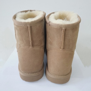 Bottes d'hiver en fourrure de mouton pour femmes, chaudes, doublées de fourrure de mouton, résistantes au froid, décontractées, pour l'extérieur - Product Image 3
