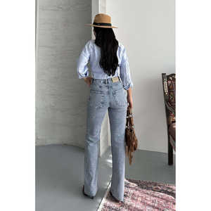 Jeans Boyfriend à Jambes Droites Taille Haute Respirant Pantalon en Denim Skinny Évasé avec Imprimé Léopard Tailles XL et 2XL Disponibles - Product Image 5